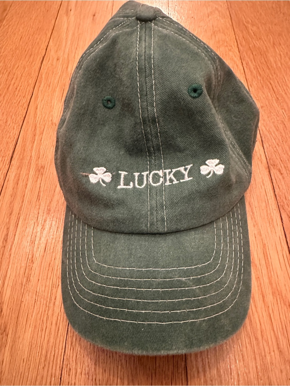 Lucky Embroidered Baseball Cap - Green
